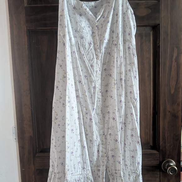 Floral Button-Down Dress - Picture 1 of 5